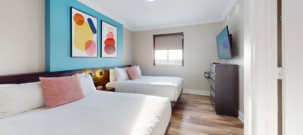 Double bed suite bedroom