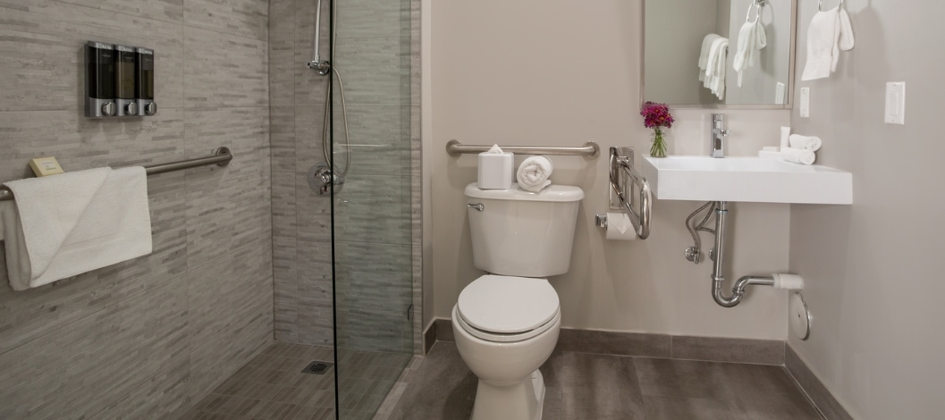 Baño compatible con ADA